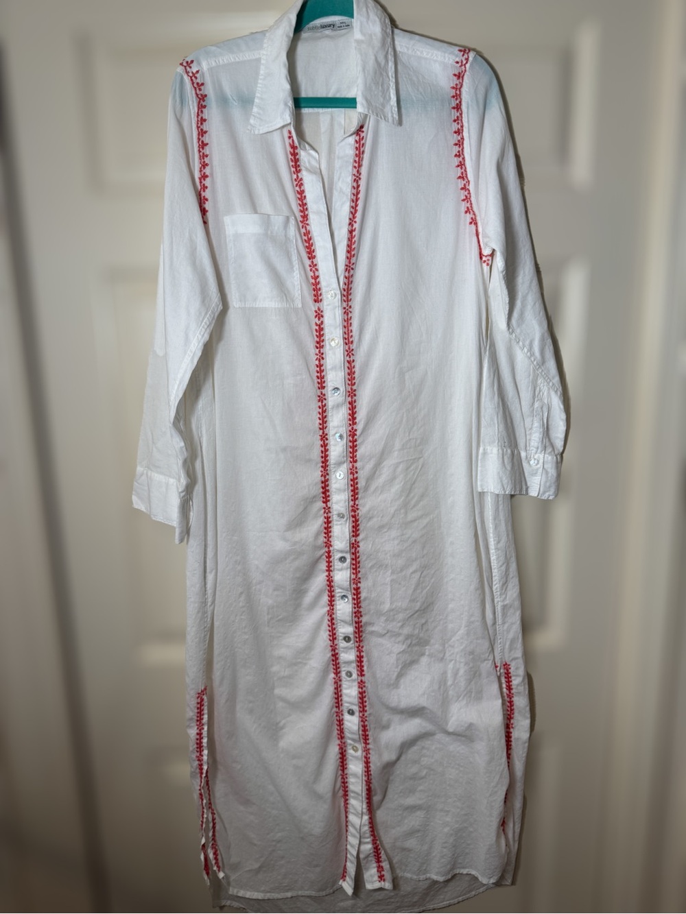 Subtle Luxury Tunic Women’s M/L Cotton White with Red Embroidery Resort wear